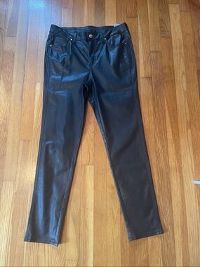 CHICO’S | black pleather pants 1.5R